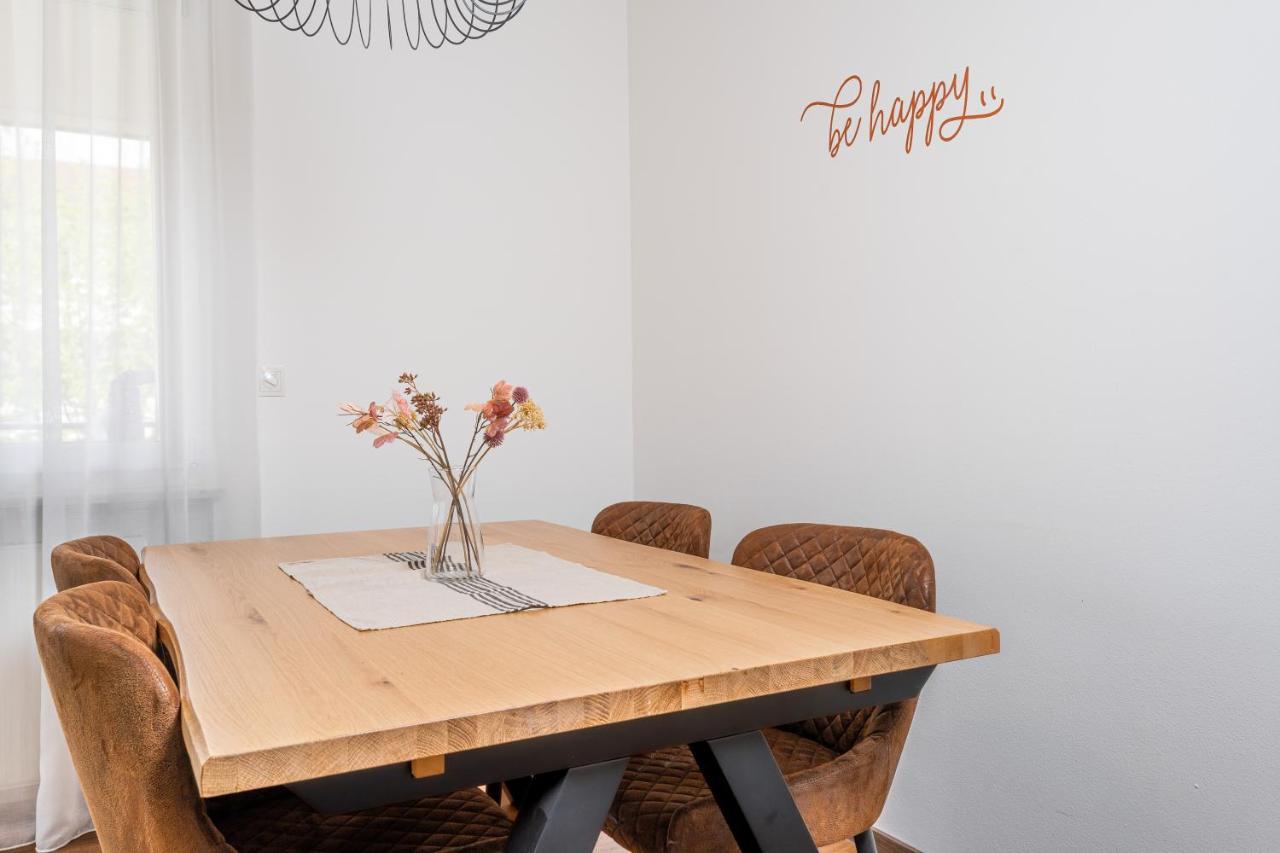 Appartament Emma Lägenhet Bruneck Exteriör bild
